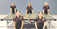 hinten v.li.: Susanne Hopt, Birgit Hössl, Silvia Zengerlevorne v.li.: Amelie Steidle, Annika Reichart hinten v.li.: Susanne Hopt, Birgit Hössl, Silvia Zengerlevorne v.li.: Amelie Steidle, Annika Reichart